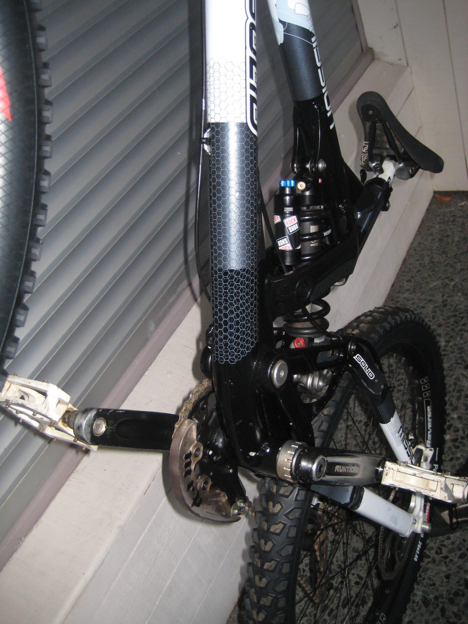 solid bike mission 7 4