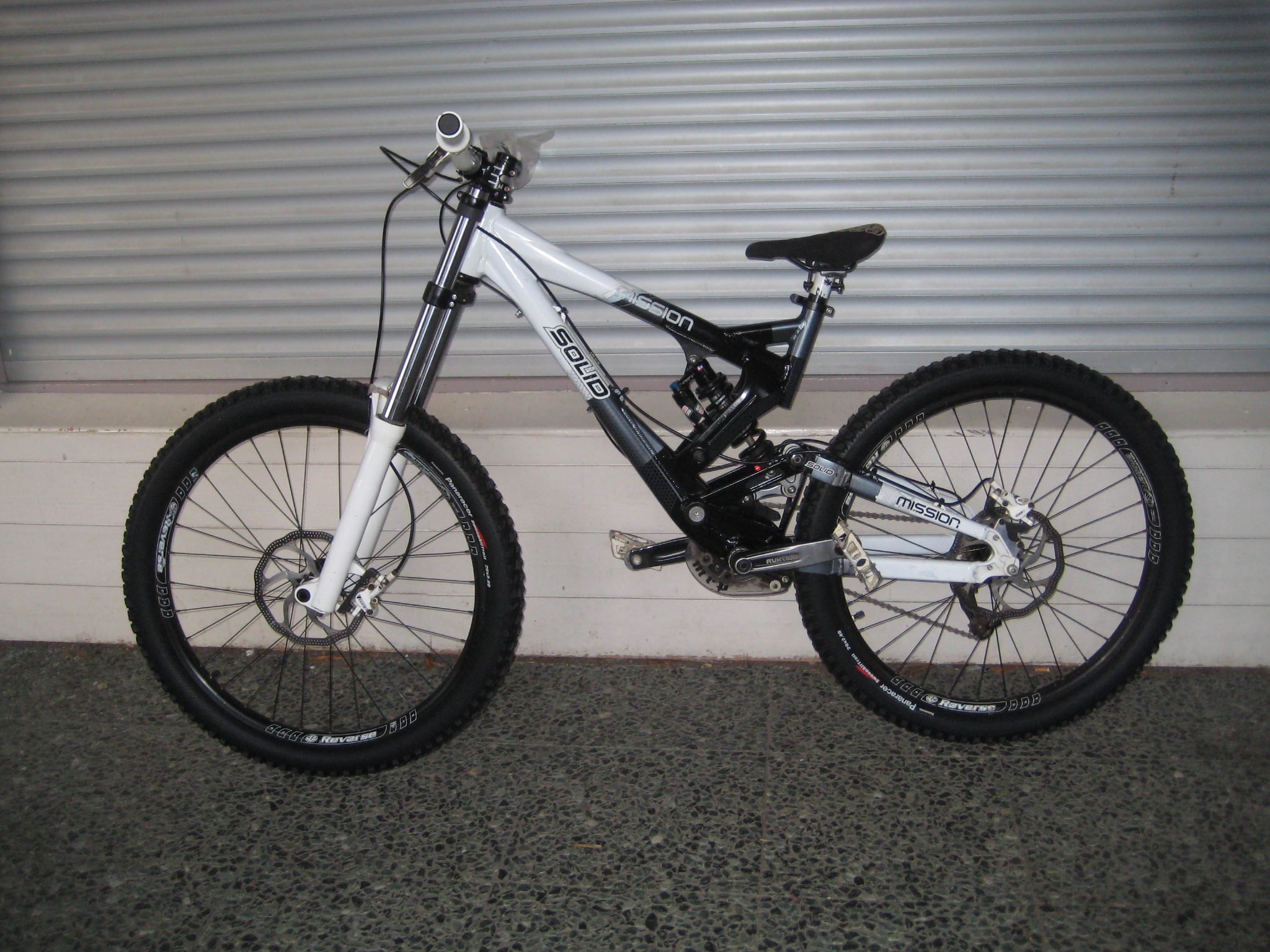 solid bike mission 7