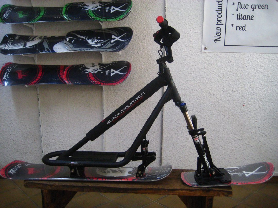 snowscoot-black-mountain-torik-fx-2017-noir