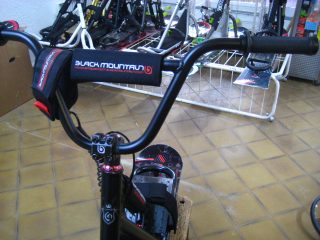 Snowscoot black mountain psyko fx noir 2017 occasion 5