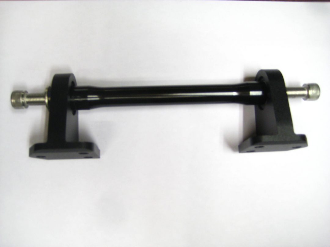 Système de Fixation de l'arrière du patin arrière pour snowscoot suspendu 2