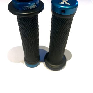 Poignées Centsix Noir:Bleu 3