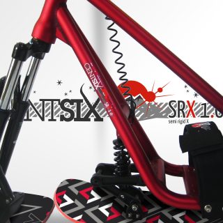 Snowscoot Centsix SRX 1.0 rouge et board Centsix FACE Arrow II