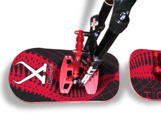 Snowscoot Centsix FSX 1.2 noir et board Centsix GenetiX rouge