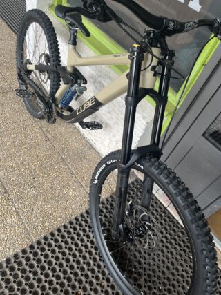VTT DH Cube Two 15 Pro L Occasion Retré Magasin