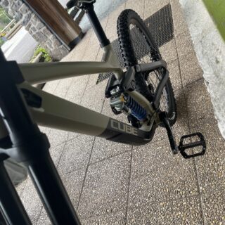 VTT DH Cube Two 15 Pro XL Occasion Retré Magasin – Image 6