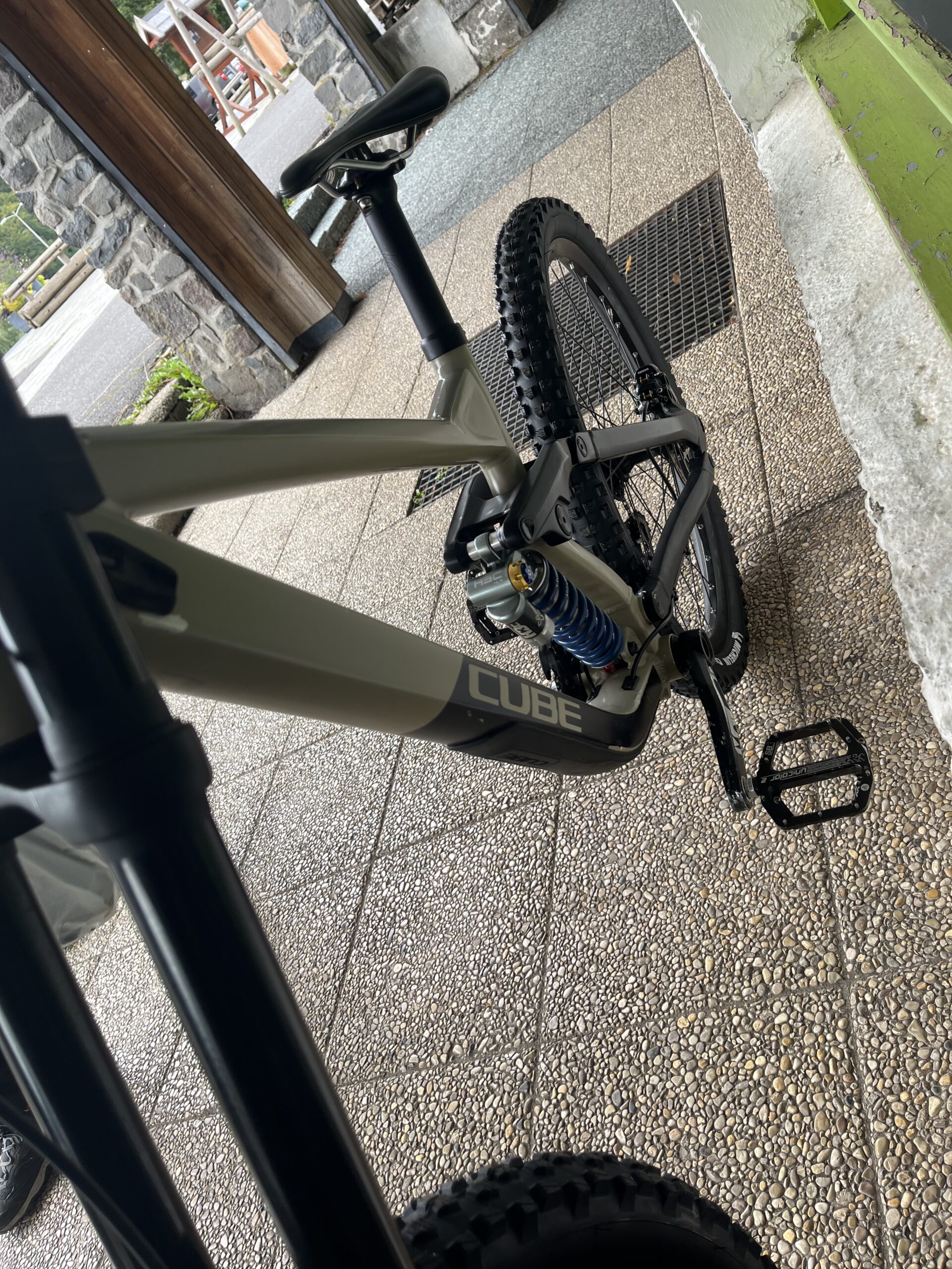 VTT DH Cube Two 15 Pro XL Occasion Retré Magasin – Image 6