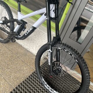 VTT DH Cube Two 15 Race Occasion Retré Magasin – Image 3