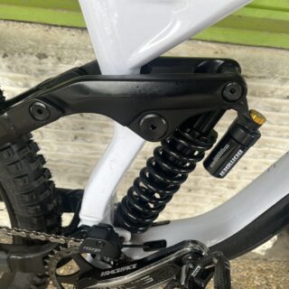 VTT DH Cube Two 15 Race Occasion Retré Magasin – Image 2