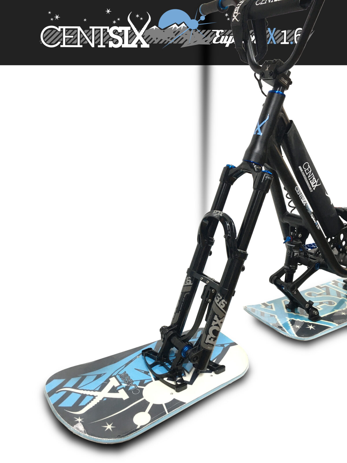 Snowscoot tout suspendu Centsix EuphoriX 1.6 noir et board Centsix ClassiX bleue.