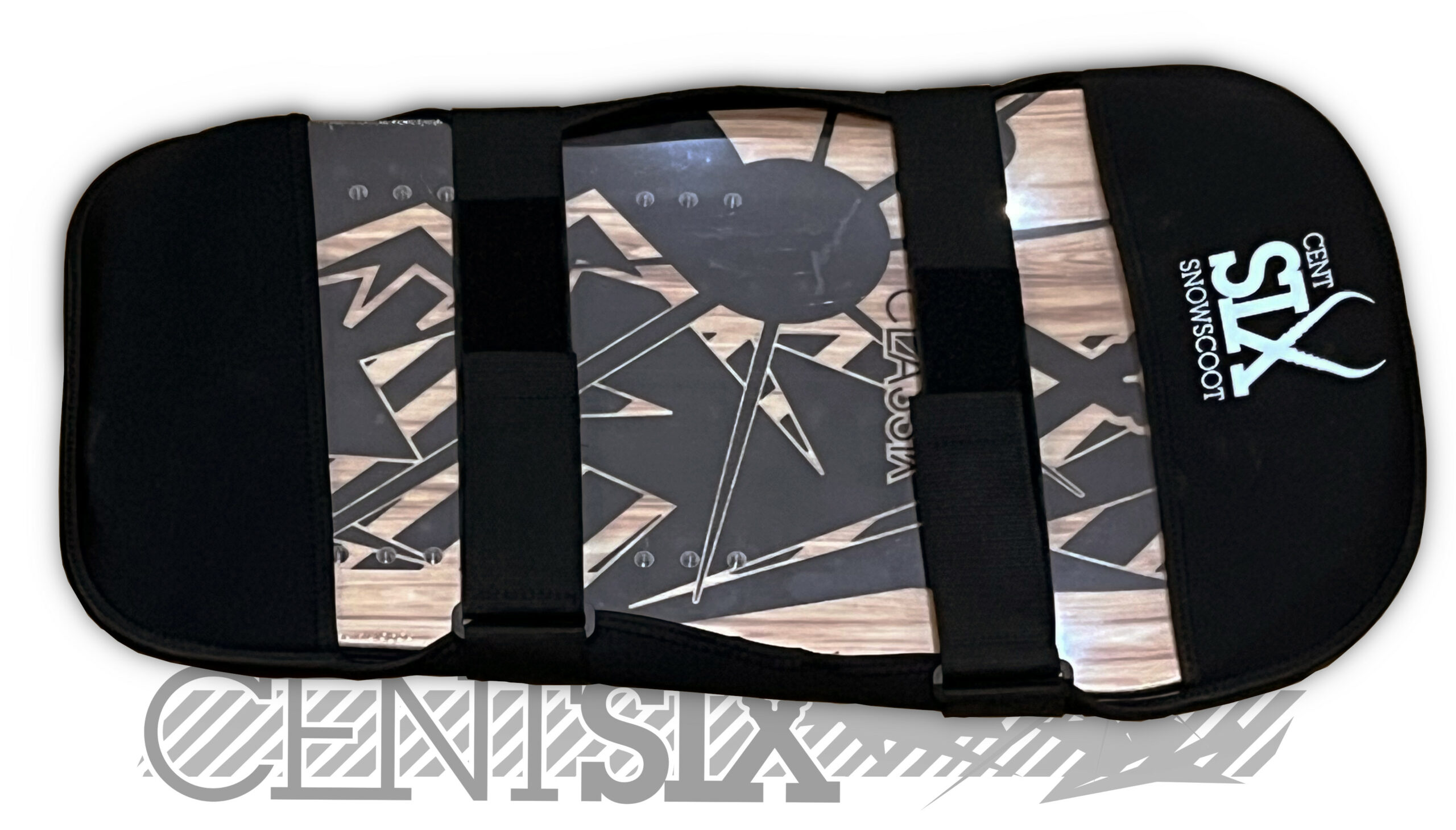 Laissez vos boards être transportées par le duo housses Centsix Snowscoot !